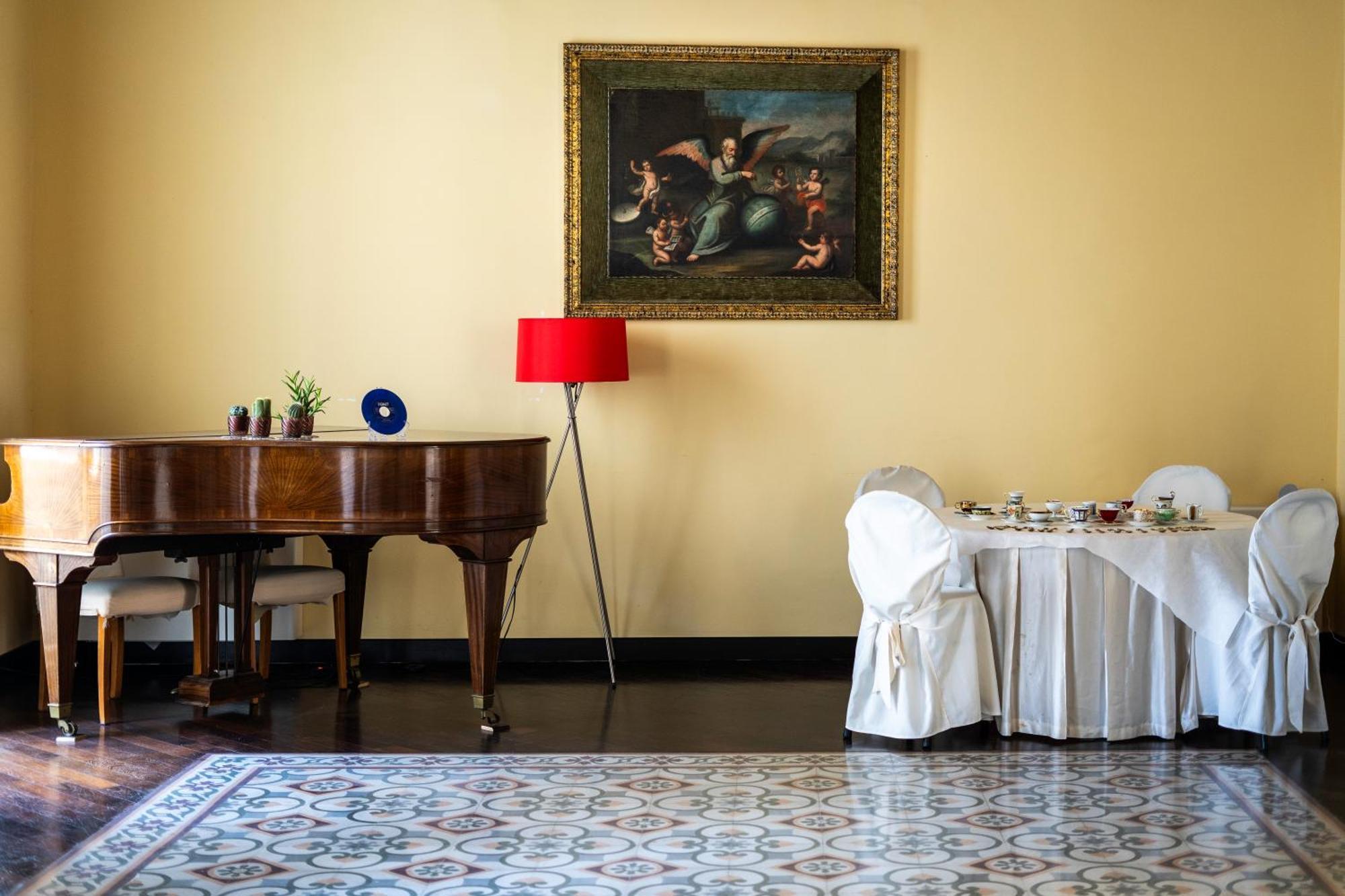 Dimora Storica Giostra Vecchia - Palazzo Grisolia 1809 Cosenza Ngoại thất bức ảnh