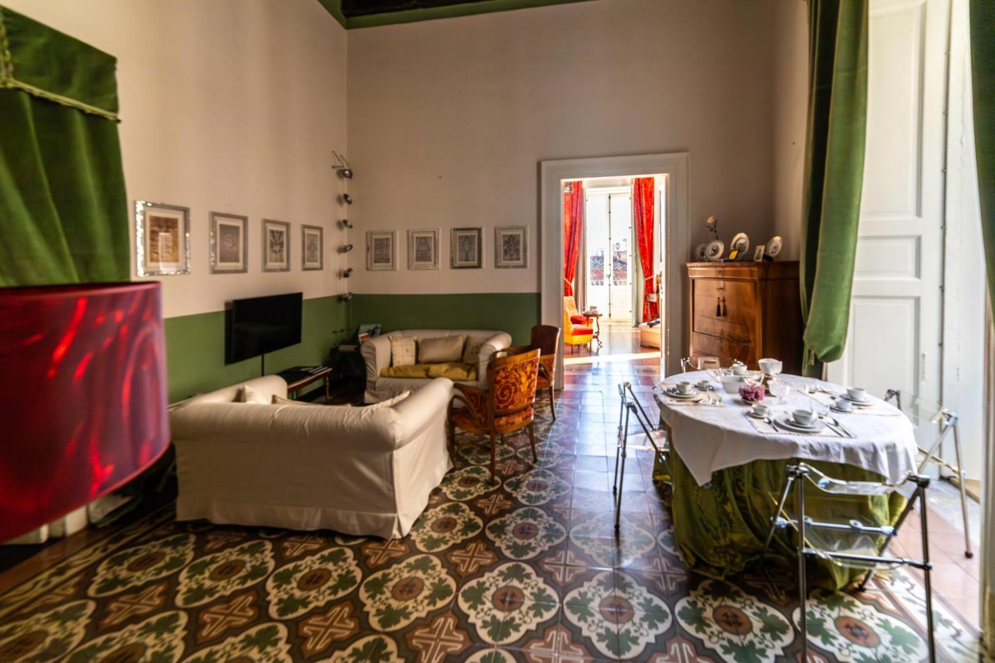 Dimora Storica Giostra Vecchia - Palazzo Grisolia 1809 Cosenza Ngoại thất bức ảnh